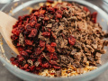  Medová granola s brusinkami a hořkou čokoládou