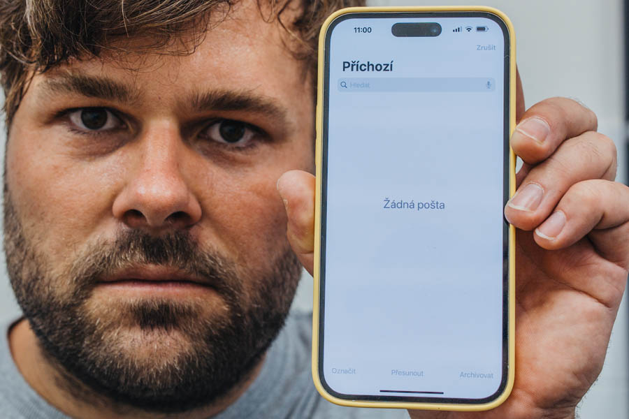 Nepřišel mi žádný e-mail o provedené objednávce. Co mám dělat?