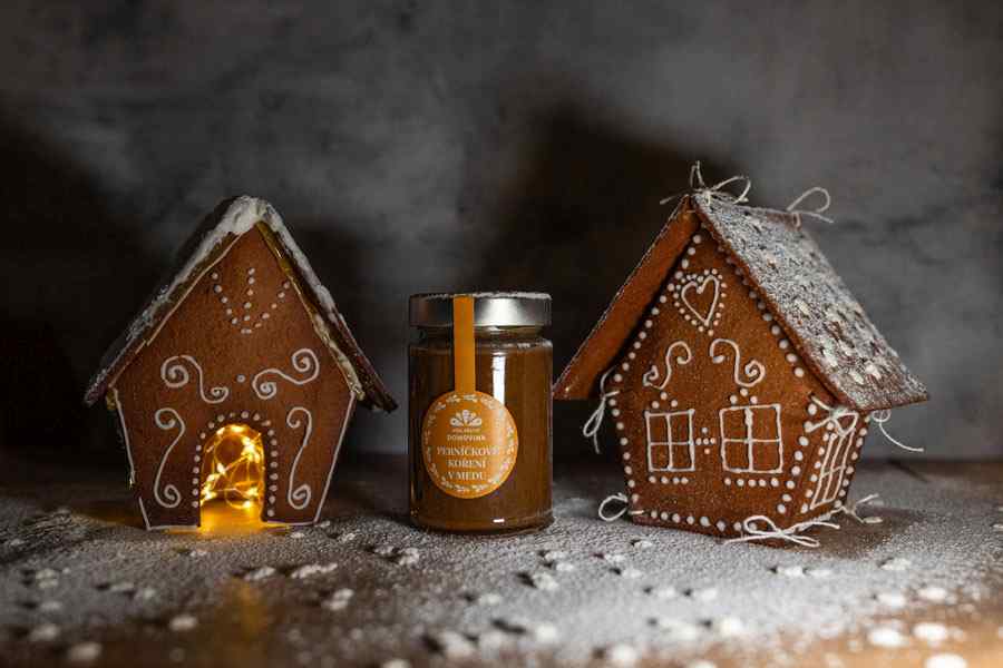 Perníková chalúpka, medová a vianočná