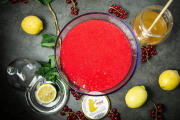 Ríbezľový sorbet bohatý na med