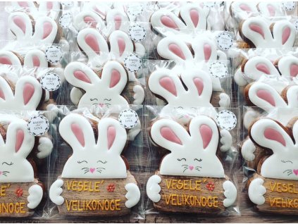 36341BEA 6992 409F B408 2103610E2285 1 105 c