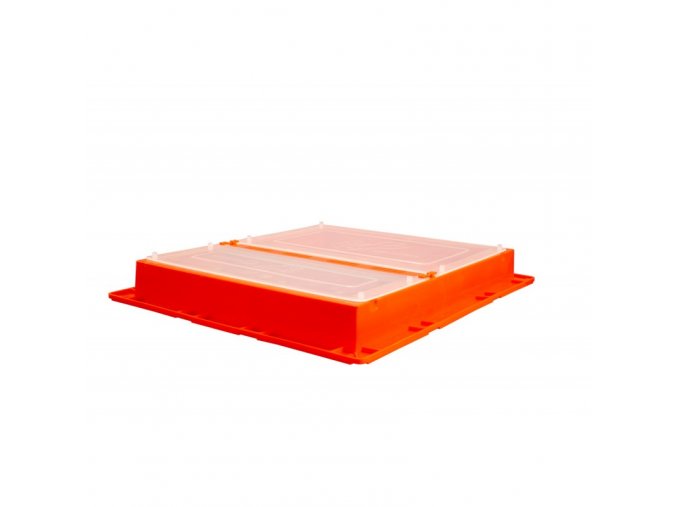 stropné krmitko tatran B10 3 www.vcelieuleb10.sk