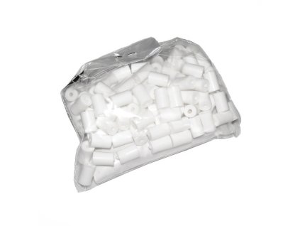 barevny mezerniky bile