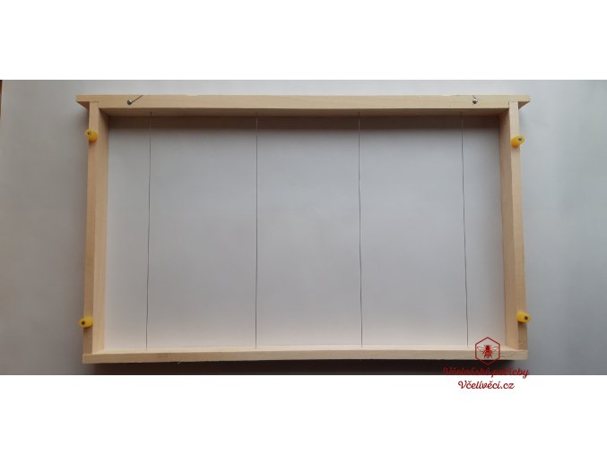 Rámek vydrátkovaný 39x24 s mezerníky a zděřemi