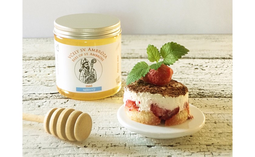 Jak děláme (neúplný) detox od cukru - jahodový dezert s medem