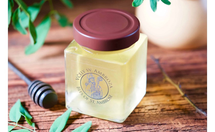 Akátový med - co o něm nevíte