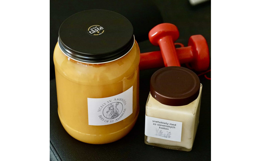 Syrový med pro cvičení a sport