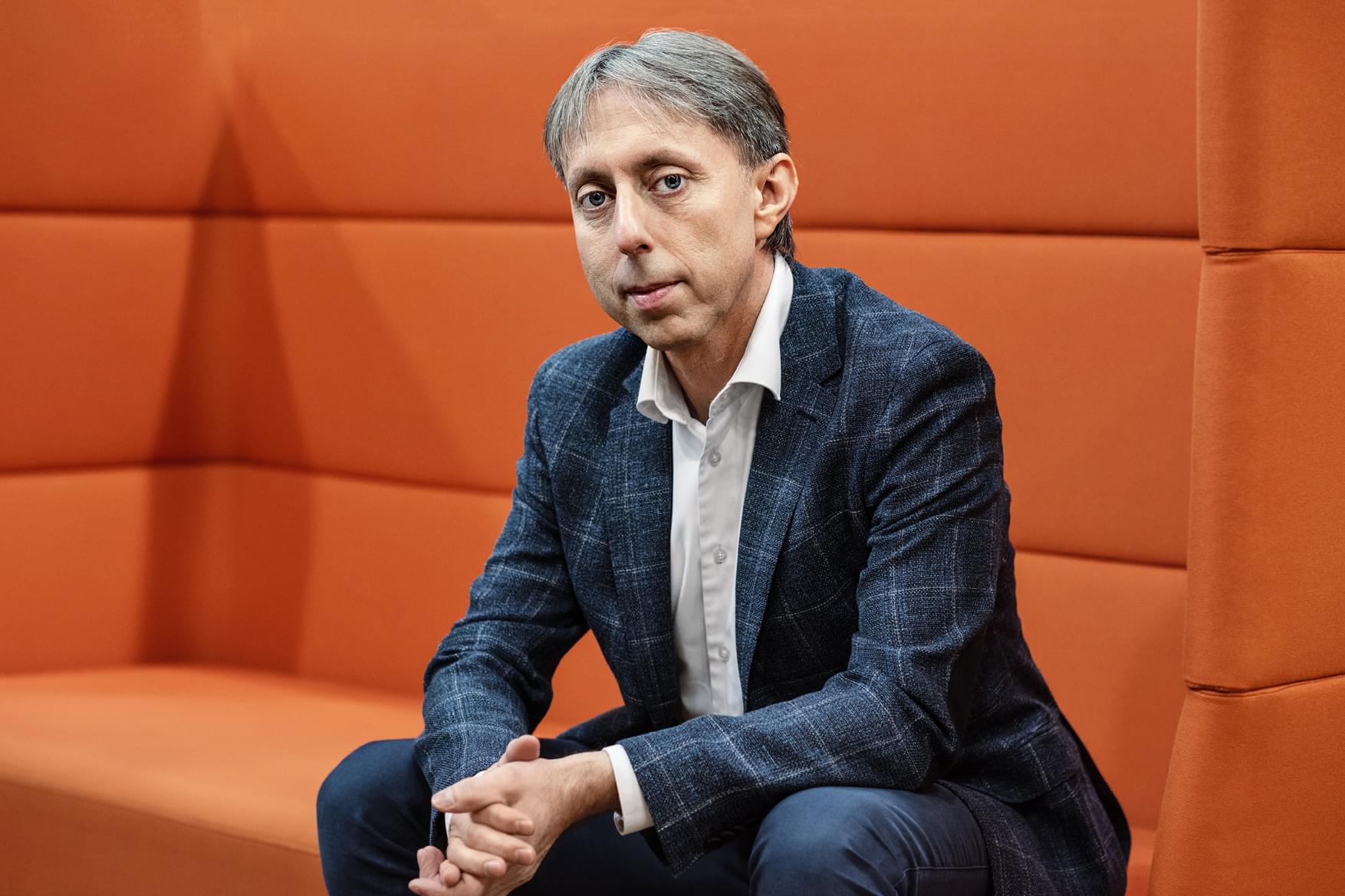 JINDŘICH VOBOŘIL, JEDINNÝ ROZUMNÝ PŘÍSTUP V TÉTO ZEMI?!