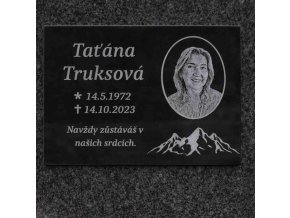 nahrobni deska s foto
