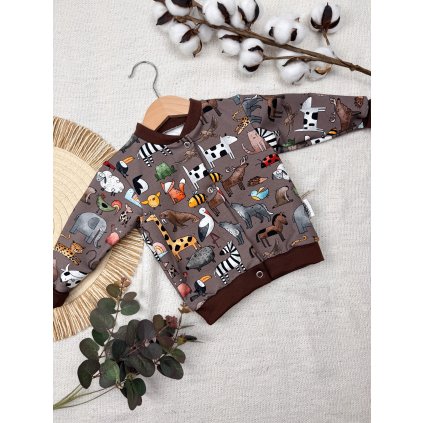 A8314AEF 5F60 4139 AC12 F67F822C1BB1