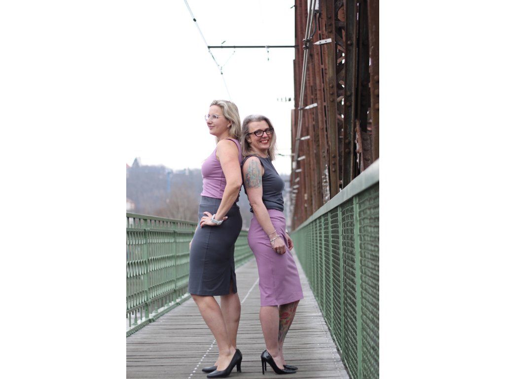 Sukně s efektním rozparkem