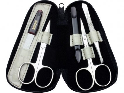 Manikúra na zakázku R