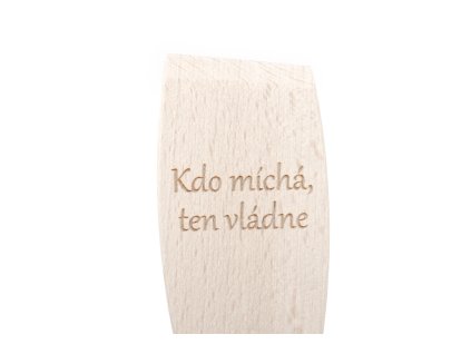 vařečka s gravírováním