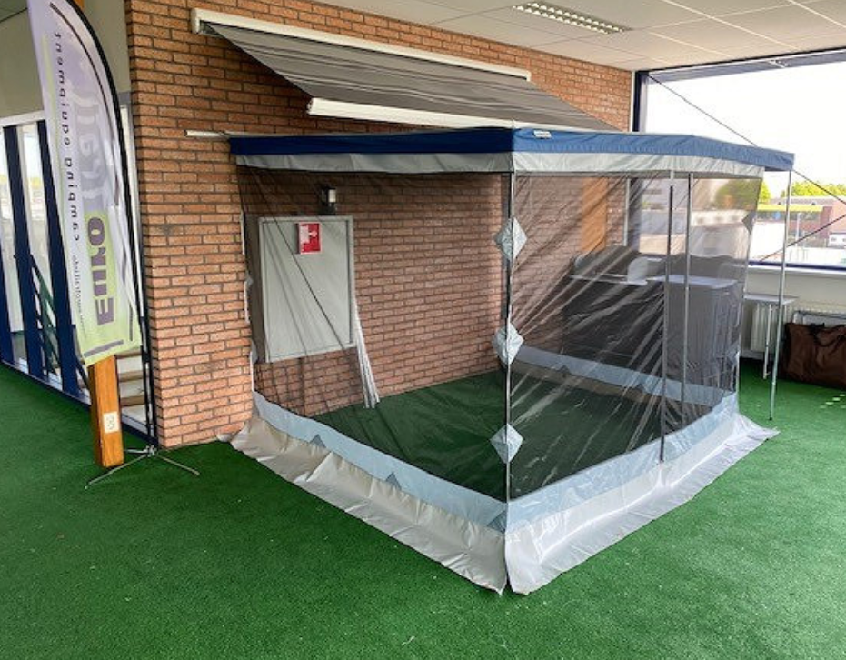 Eurotrail Fjord screenhouse 300