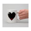 2445 pixelovy hrnek srdce 1