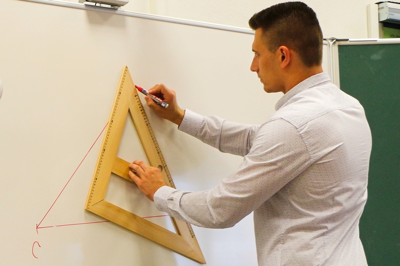 Rýsovací potřeby na tabuli, jak postupovat při vlastním nákupu