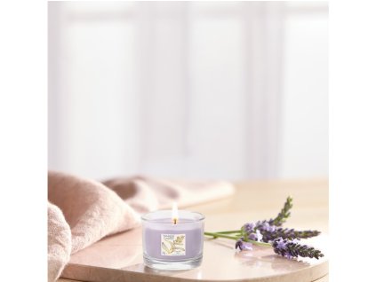 YANKEE CANDLE VOTIVNÍ SVÍČKA PLNĚNÁ VE SKLE LAVENDER BLISS