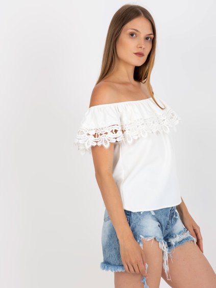 BÍLÁ HALENKA SE SPADLÝMI RAMENY