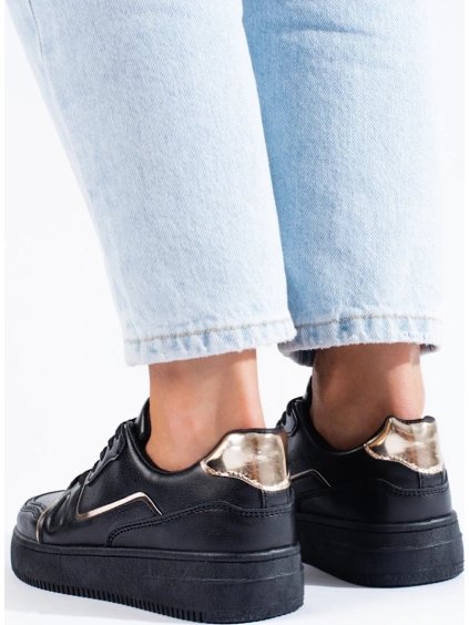 ČERNÉ DÁMSKÉ SNEAKERSY NA PLATFORMĚ SHELOVET