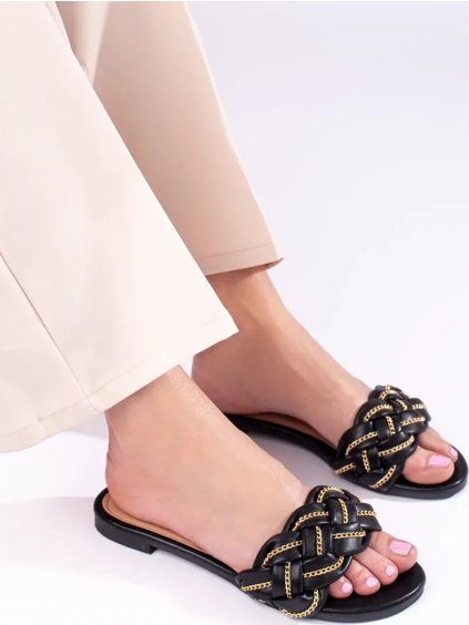 ELEGANTNÍ ČERNÉ SANDÁLY S ŘETÍZKEM SHELOVET