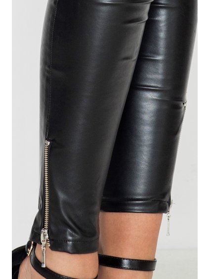ČERNÉ LESKLÉ LEGÍNY K197 BLACK