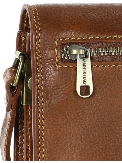 MARCO MAZZINI  HNĚDÁ ČTVERCOVÁ CROSSBODY KABELKA