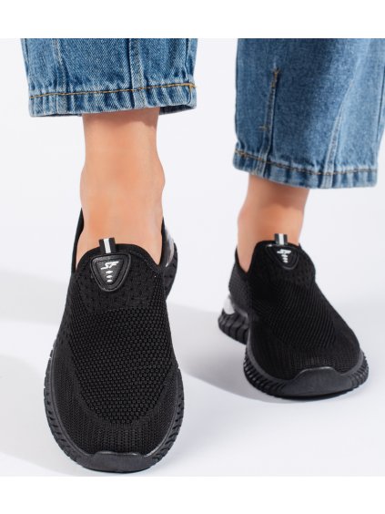 ČERNÉ NAZOUVACÍ TEXTILNÍ SLIP-ON