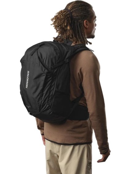 ČERNÝ TURISTICKÝ BATOH SALOMON TRAILBLAZER 30 BACKPACK