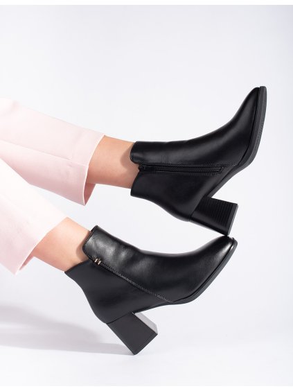 ČERNÉ DÁMSKÉ KOTNÍKOVÉ BOTY NA PODPATKU (Velikost 36)