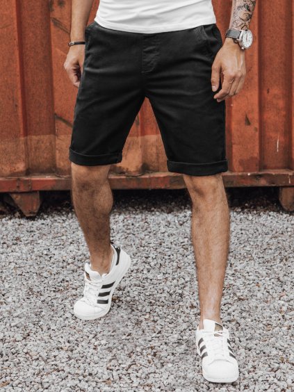 ČERNÉ DŽÍNOVÉ KRAŤASY