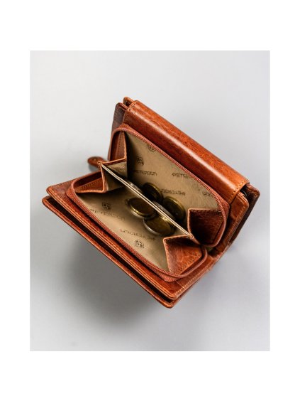 PETERSON HNĚDÁ DÁMSKÁ KOŽENÁ PENĚŽENKA S PATENTNÍM UZÁVĚREM V313