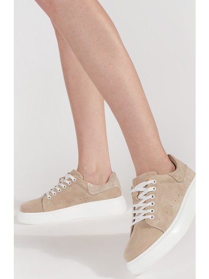 BÉŽOVÉ KOŽENÉ SNEAKERSY NA HRUBÉ PODRÁŽCE