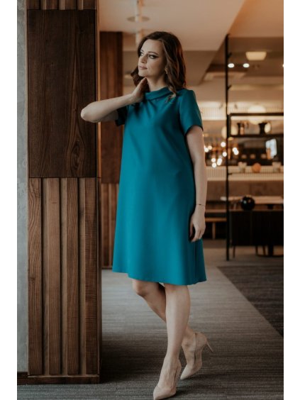 ELEGANTNÍ DÁMSKÉ SMARAGDOVÉ MIDI ŠATY S LÍMEČKEM