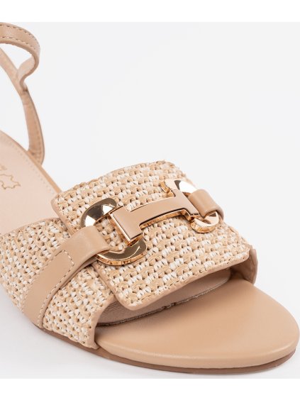 BÉŽOVÉ DÁMSKÉ SANDÁLY NA SLOUPKU S OZDOBNOU PŘEZKOU, PODPATEK 5 CM (Velikost 36)