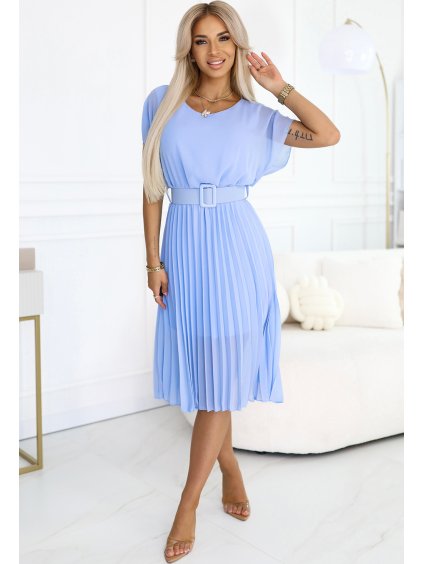 PLISOVANÉ SVĚTLE MODRÉ MIDI ŠATY SE ŠIROKÝM PÁSKEM JULIA (Velikost ONE SIZE)