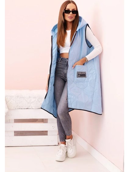 SVĚTLE MODRÁ DÁMSKÁ OVERSIZE PROŠÍVANÁ VESTA S KAPUCÍ NA ZIP (Velikost ONE SIZE)