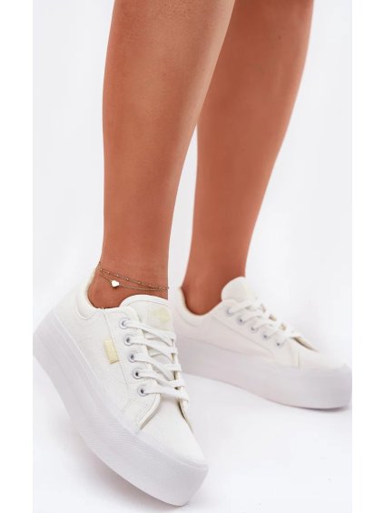 BÍLÉ DÁMSKÉ TRAMPKY NA PLATFORMĚ LEE COOPER (Velikost 38)