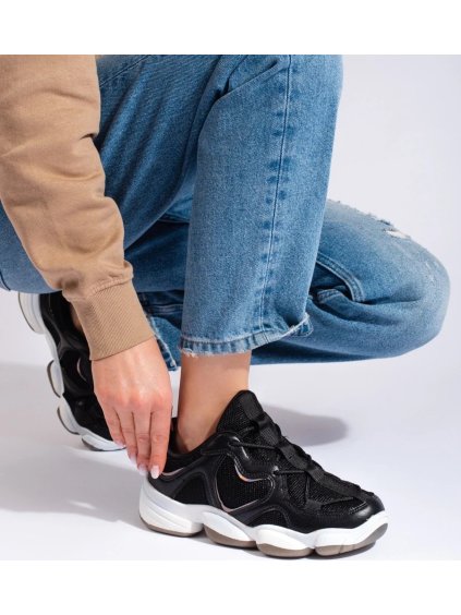STYLOVÉ ČERNÉ SNEAKERSY (Velikost 36)
