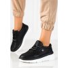 ČERNÉ SPORTOVNÍ BOTY SE SILNOU PODRÁŽKOU (Velikost 36)