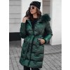 (VEL. L) TMAVĚ ZELENÁ DÁMSKÁ DLOUHÁ PROŠÍVANÁ ZIMNÍ BUNDA S KOŽÍŠKEM STYLOWQ (Velikost L)
