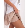 BÍLO-BÉŽOVÝ DÁMSKÝ SET TRIČKA A PLISOVANÉ SUKNĚ SE VŠITÝMI ŠORTKAMI (Velikost ONE SIZE)