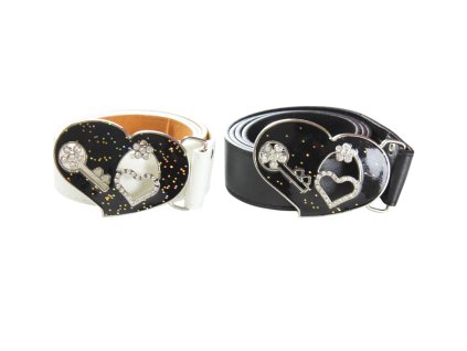 Dây lưng da mặt trái tim đen to đính đá