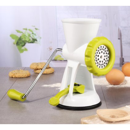 Plastový mlýnek na maso a těsto s nástavci