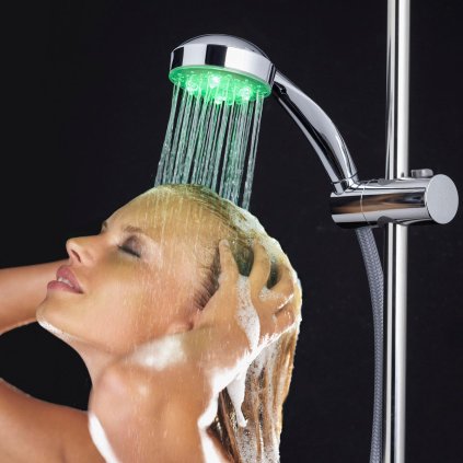 Sprchová hlavice s barevným LED světlem