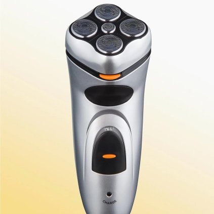 Nabíjecí holicí strojek