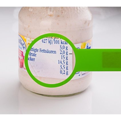 Lupa na čtení s magnetem