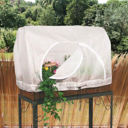 Ochranný kryt na vyvýšený záhon