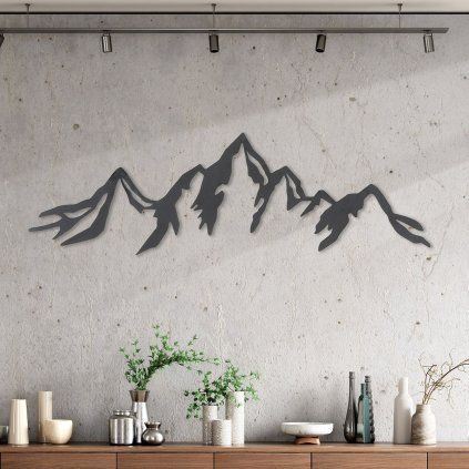 Černý kovový horský reliéf "Bergsilhouette"