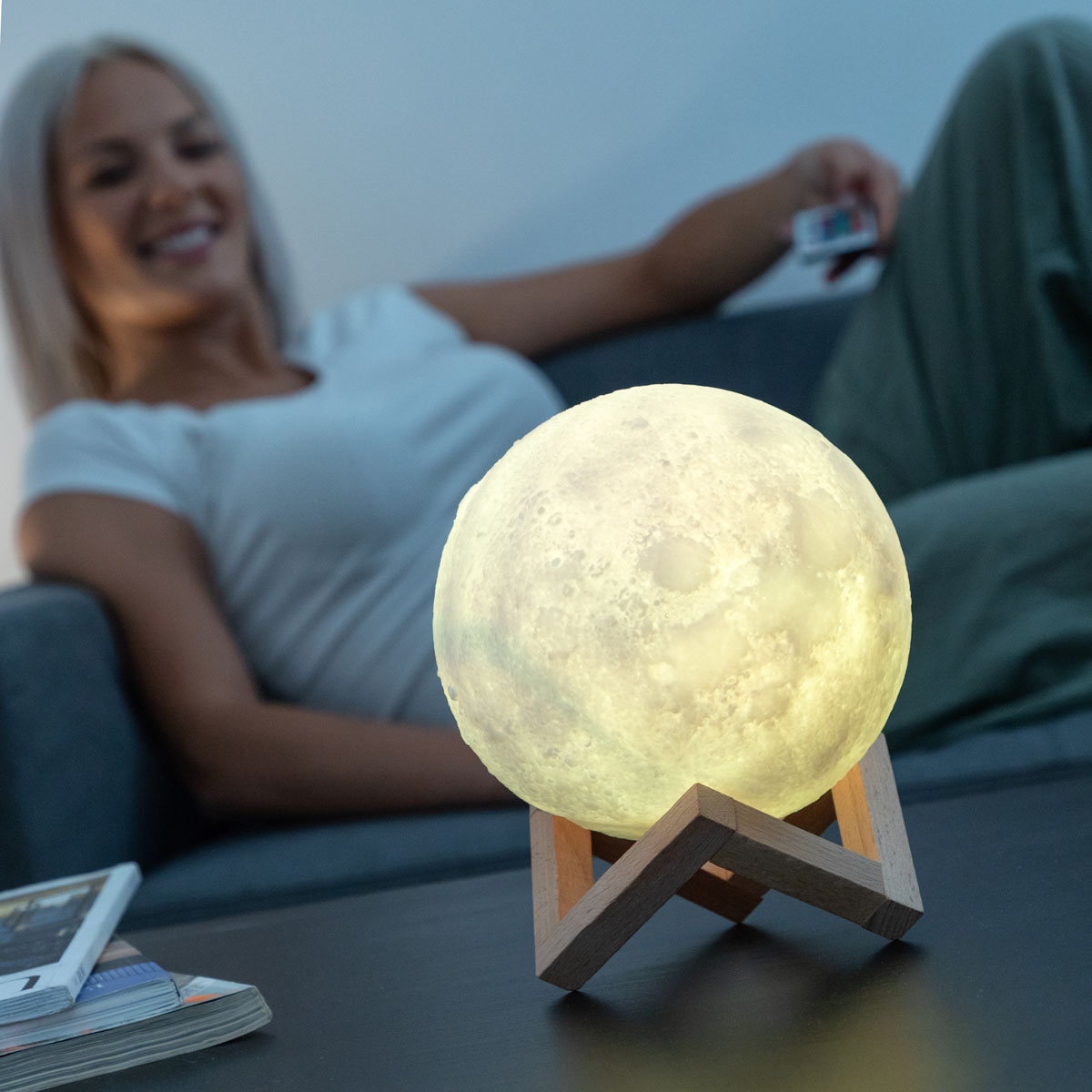 E-shop InnovaGoods Lampa Měsíc