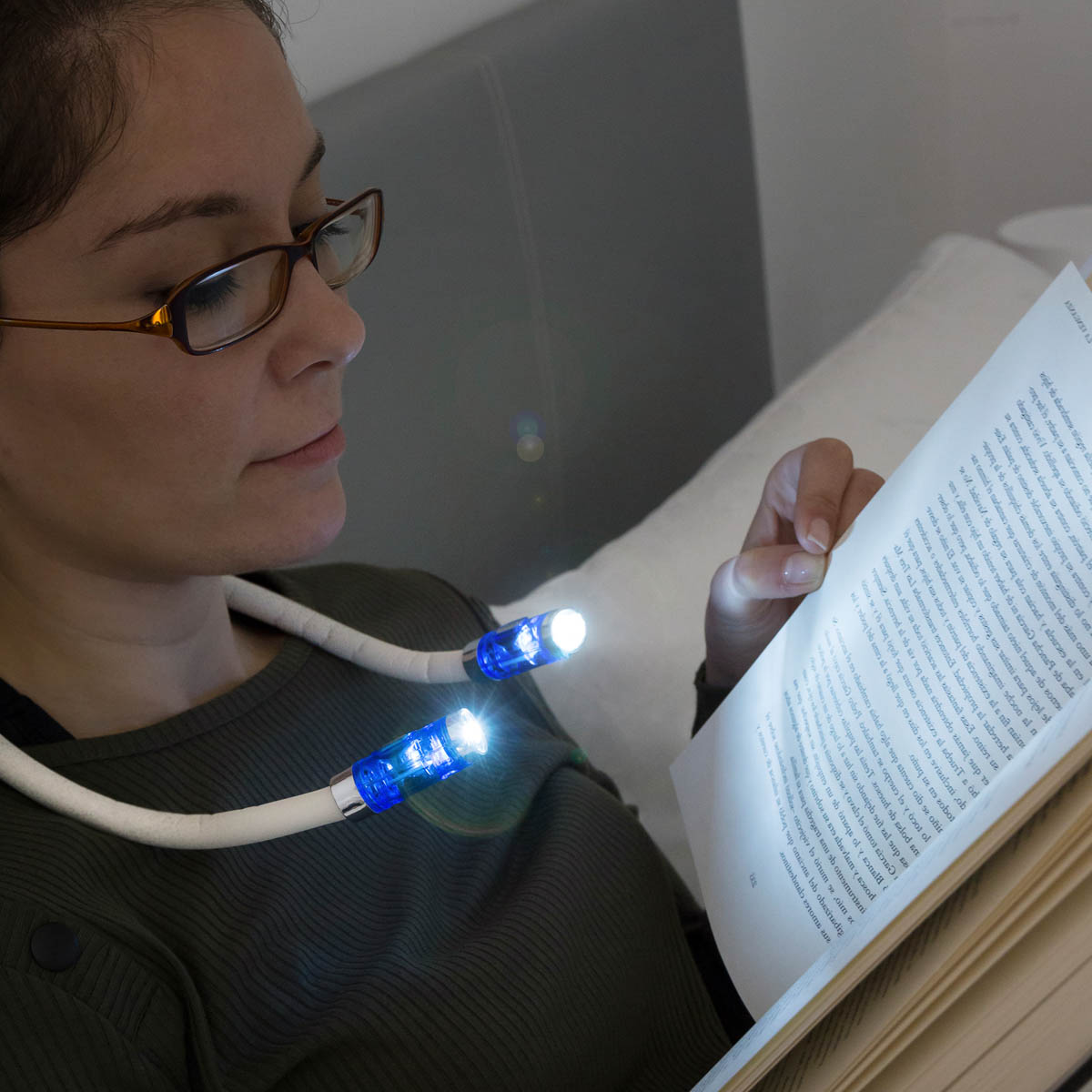 E-shop InnovaGoods LED lampička na čtení na krk Nereled